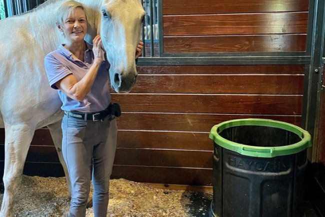 Renowned Veterinarian and Researcher Dr. Hilary Clayton has High Praise for The Forager Slow Feeder by Haygain.