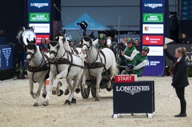 Bram takes the lead in the FEI Driving World Cup™ Final