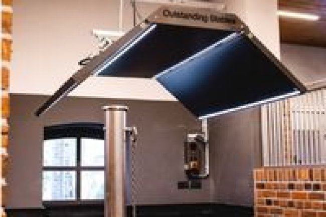 HORSELIGHT INTRODUCE THE NEW GENERATION OF EQUINE SOLARIUMS, STALLVÄRME.
