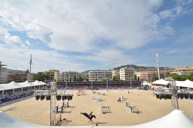 THE STARS OF SHOW JUMPING RETURN TO THEIR CANNES PLAYGROUND !