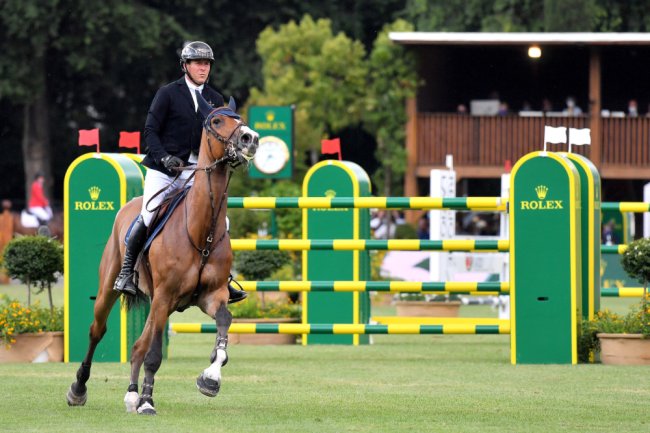 'The most beautiful show on the planet has returned'