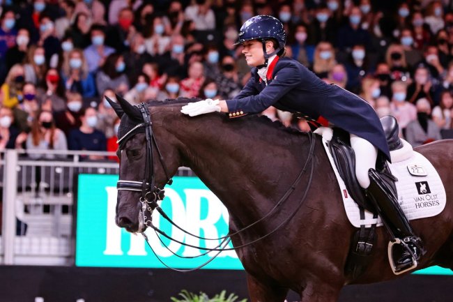 DOUBLE WORLD CHAMPION LOTTIE FRY HEADS A CLASS FIELD FOR THE LONDON INTERNATIONAL HORSE SHOW 2022