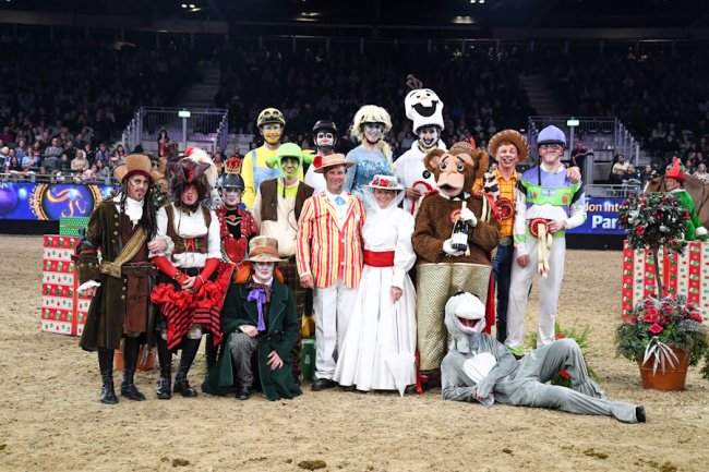 OH NO IT DOESN'T, OH YES IT DOES -  PANTOMIME COMES TO LONDON INTERNATIONAL HORSE SHOW