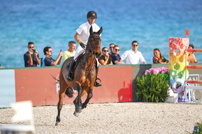 Maikel van der Vleuten Secures Victory in 1.45m at Longines Global Champions Tour of Miami Beach